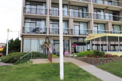 Four Sails Resort Virginia Beach