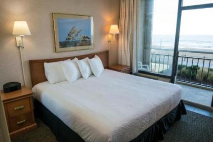 Four Sails Resort - image 3