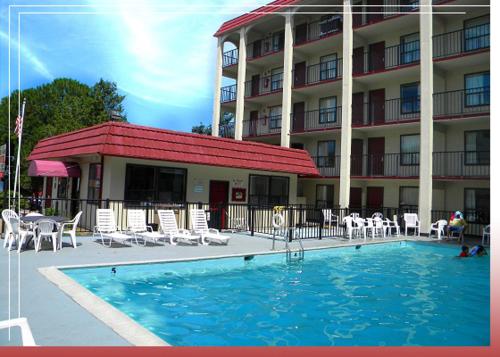 Cerca Del Mar Motel - image 2