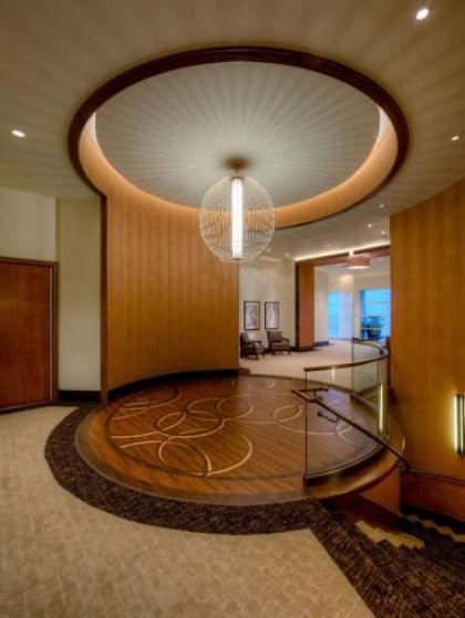 Hilton Garden Inn Virginia Beach Oceanfront - image 5