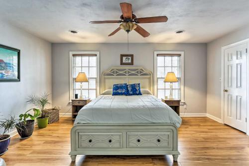 Virginia Beach House on Lake - 1 Blk to Coast - image 2