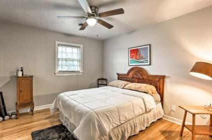 Virginia Beach House on Lake - 1 Blk to Coast - image 3