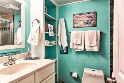 Updated Virginia Beach Studio Steps to the Ocean! - image 16