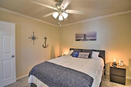 Virginia Beach Townhouse - 2 Mi to Boardwalk! - image 10