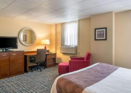 Quality Inn & Suites - image 15