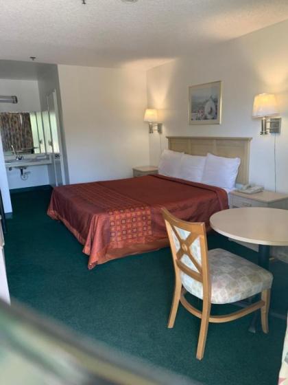 Vista Inn - image 11