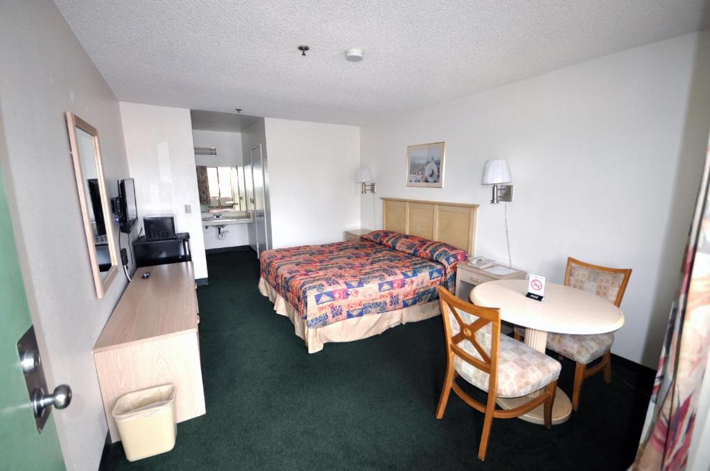 Vista Inn - image 2