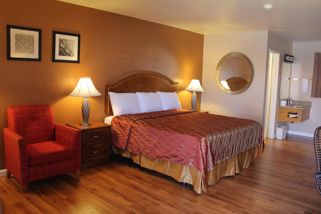 Franciscan Inn Motel - main image