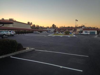Franciscan Inn Motel - image 2