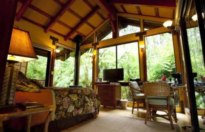 Volcano Village Lodge Hawaii