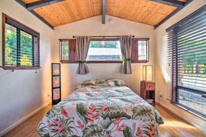 Cozy Volcano Studio with Phenomenal Rainforest Views! - image 17