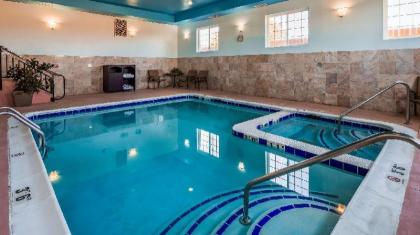Best Western Plus Wakeeney Inn & Suites - image 8