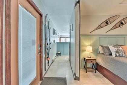 Cozy Couples Retreat with Deck Steps to Marina - image 12