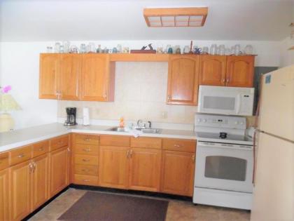 Seaside Apartment #22 - image 9