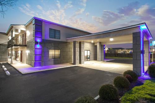 Days Inn by Wyndham Waco - main image