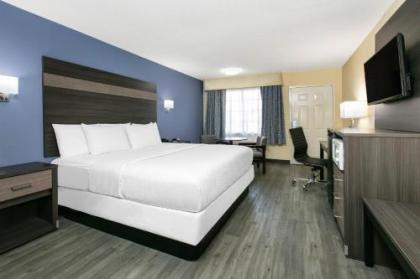 Days Inn by Wyndham Waco - image 3