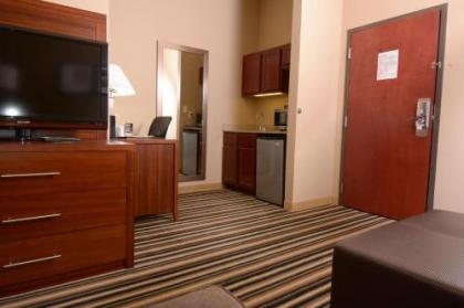 Comfort Suites Waco North - Near University Area - image 4