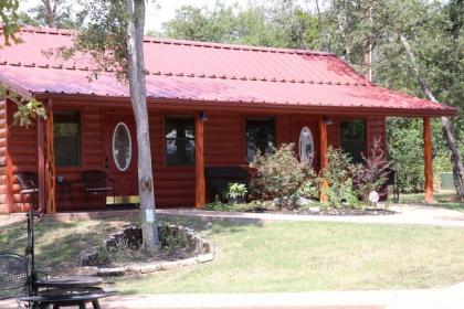 Cabin 1 Rental 15 minutes from Magnolia and Baylor