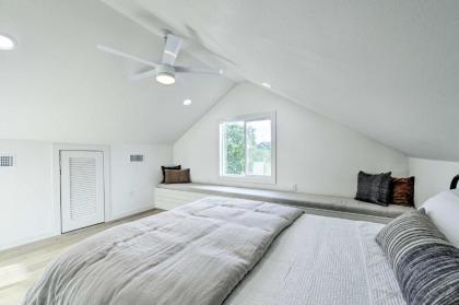Home with Modern Charm Less Than 3Mi to Magnolia Market - image 13
