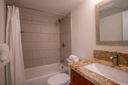 Kamaole Sands 3-404 2BRs Pool Wi-Fi Hot Tub Tennis Sleeps 4 - image 15