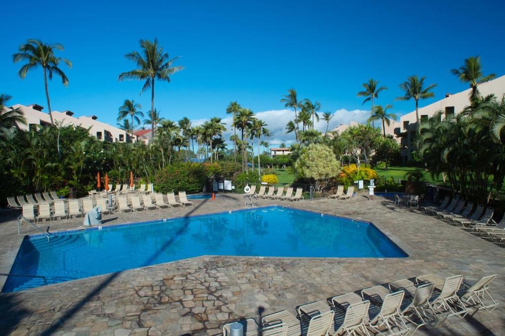 Kamaole Sands 3-404 2BRs Pool Wi-Fi Hot Tub Tennis Sleeps 4 - image 5
