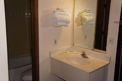 Coratel Inn & Suites Waite Park - image 14