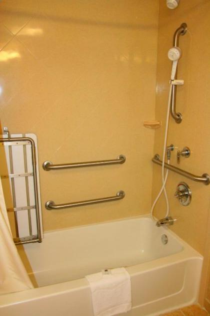 Hampton Inn South Kingstown - Newport Area - image 12