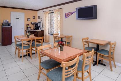 Americas Best Value Inn & Suites Waller/Prairie View - image 15