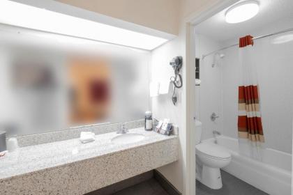 Red Roof Inn Walterboro - image 12