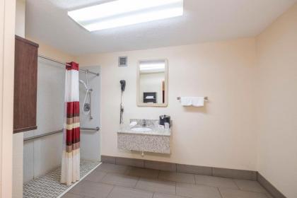 Red Roof Inn Walterboro - image 13