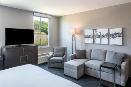 Residence Inn by Marriott Boston Waltham - image 8