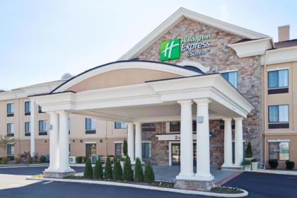 Holiday Inn Express Hotel & Suites Warminster-Horsham an IHG Hotel - image 2