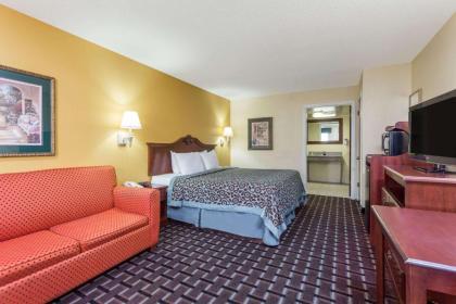 Days Inn & Suites by Wyndham Warner Robins Near Robins AFB - image 11