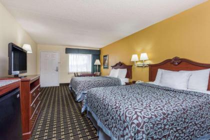 Days Inn & Suites by Wyndham Warner Robins Near Robins AFB - image 3