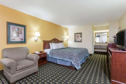 Days Inn & Suites by Wyndham Warner Robins Near Robins AFB - image 5