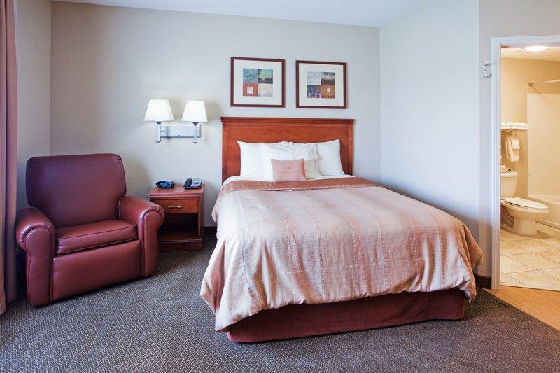 Candlewood Suites Warner Robins an IHG Hotel - main image