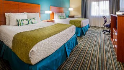 Best Western Warren Hotel - image 9