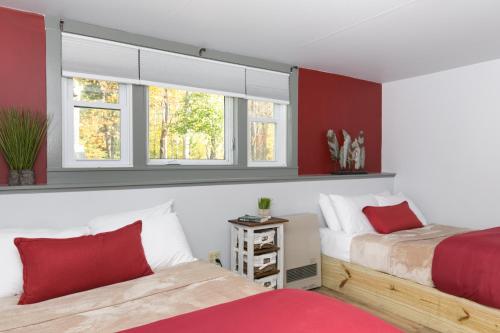 Warren Lodge - image 2