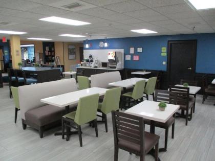 Best Western Warrensburg Inn - image 12