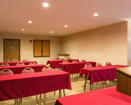 Comfort Inn Warrensburg Station - image 3
