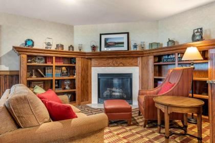 Comfort Inn Warrensburg Station - image 7