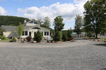 The Bond 1786 Inn - image 15