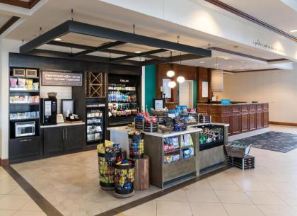 Hilton Garden Inn Naperville/Warrenville - image 8