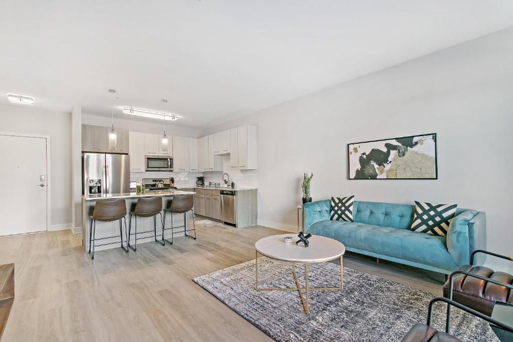 2BR Modern Living in Tranquil Scene - main image