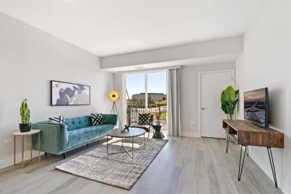 1BR modern Living in tranquil Scene