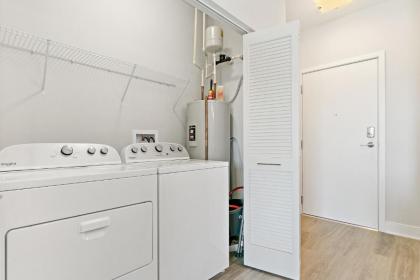 1BR Modern Living in Tranquil Scene - image 3