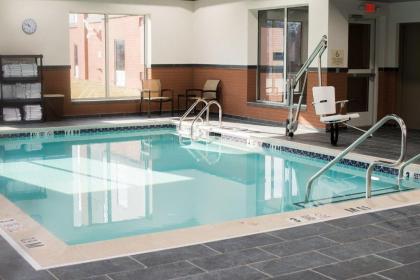 Hampton Inn & Suites Warrington Horsham - image 15