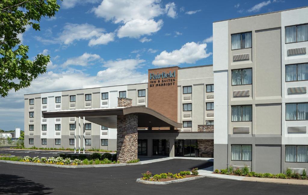 Fairfield Inn & Suites by Marriott Providence Airport Warwick - main image