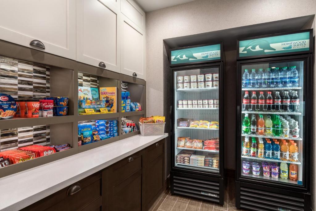 Homewood Suites by Hilton Providence-Warwick - image 2