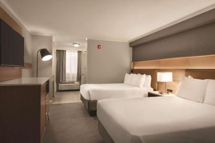 Radisson Hotel Providence Airport - image 12